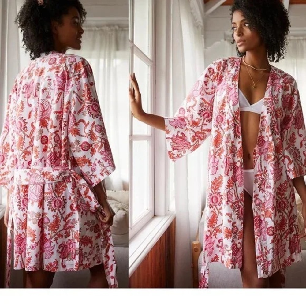 NWT Anthropologie Roberta Roller Rabbit robe